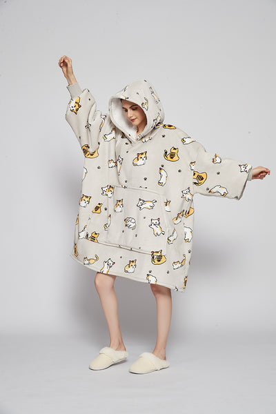 Baby Cat Blanket Hoodie Sherpa Wearable Blanket Sweatshirt with Deep Pockets and Sleeves Lounging Hoodie